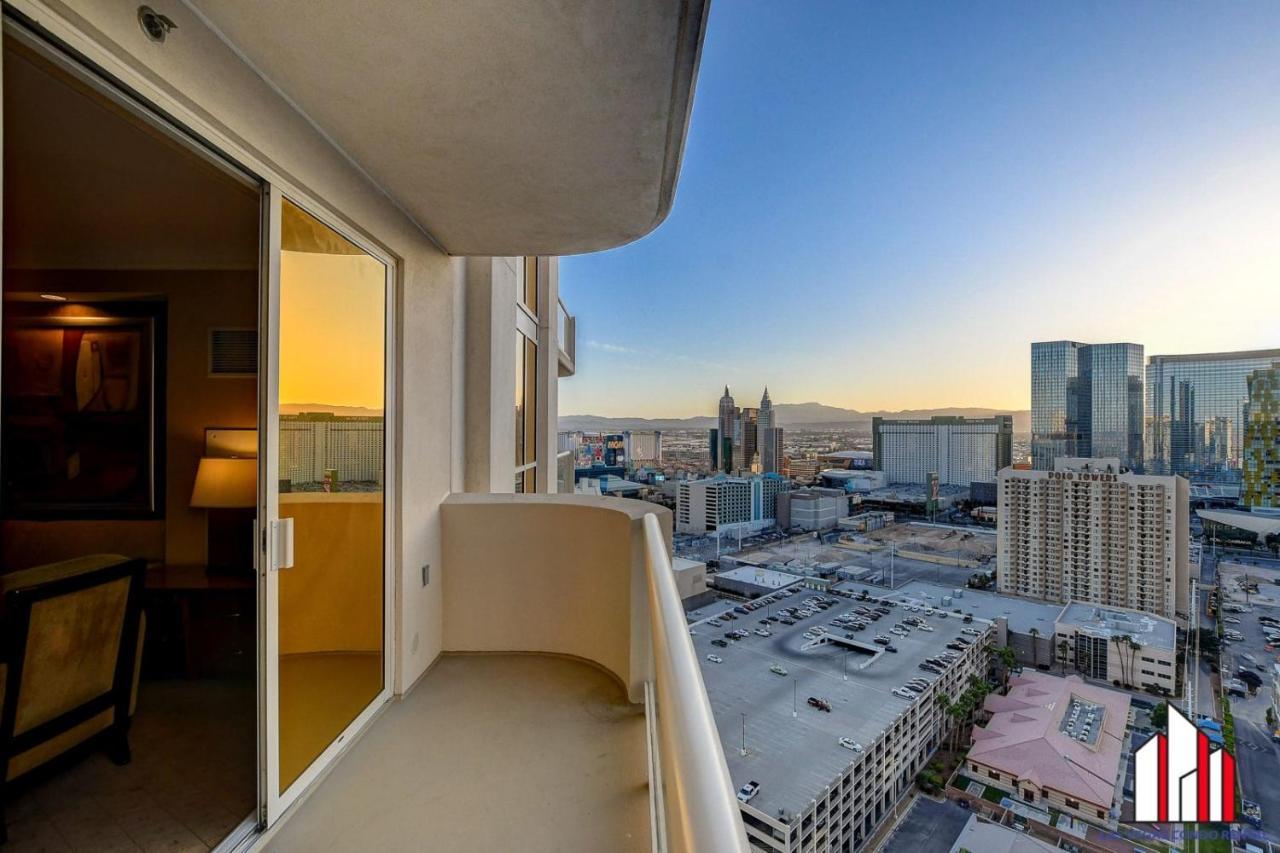 Mgm Signature-28-705 F1 Track & Strip View Balcony Las Vegas Exteriör bild
